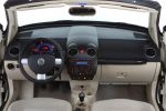 Volkswagen New Beetle Cabriolet 1.6 102 CV Gama New Beetle Cabriolet Descapotable Interior Salpicadero 2 puertas