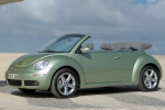 Volkswagen New Beetle Gama New Beetle Cabriolet Gama New Beetle Cabriolet Descapotable Verde Gecko metalizado Exterior Lateral-Frontal 2 puertas