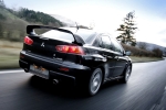 Mitsubishi Lancer Evolution 295 CV Evolution Turismo Phantom Black Exterior Frontal-Lateral 4 puertas