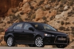 Mitsubishi Lancer Gama Lancer Sportback Gama Lancer Sportback Turismo Negro Amethyst Exterior Lateral-Frontal 5 puertas