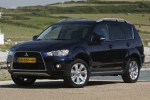 Mitsubishi Outlander Gama Outlander Gama Outlander Todo terreno Azul Tanzanite Exterior Frontal-Lateral 5 puertas
