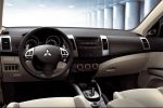 Mitsubishi Outlander Gama Outlander Gama Outlander Todo terreno Interior Salpicadero 5 puertas