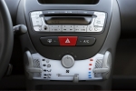 Peugeot 107 1.4 HDI Gama 107 Turismo Interior Consola Central 5 puertas