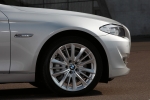 BMW Serie 5 Gama Serie 5 Gama Serie 5 Turismo Titansilber Metalizado Exterior Llanta 4 puertas