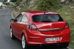 Opel Astra Gama GTC Cosmo Turismo Rojo Magma Exterior Lateral-Posterior 3 puertas