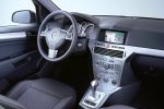 Opel Astra Gama GTC Sport Turismo Interior Salpicadero 3 puertas
