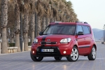 KIA Soul Gama Soul Gama Soul Monovolumen Scarlet Red (s&oacute;lido) Exterior Frontal-Lateral 5 puertas