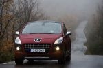 Peugeot 3008 2.0 HDI 150 FAP Sport Pack Monovolumen Rojo Babilonia Exterior Frontal 5 puertas