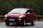 Peugeot 3008 2.0 HDI 150 FAP Sport Pack Monovolumen Rojo Babilonia Exterior Frontal-Lateral 5 puertas