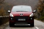Peugeot 3008 2.0 HDI 150 FAP Sport Pack Monovolumen Rojo Babilonia Exterior Frontal 5 puertas