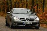 Mercedes-Benz Clase SLK 200 Kompresor Autom&aacute;tico Gama SLK Descapotable Gris Tenorita Metalizado Exterior Frontal 2 puertas