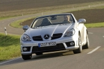 Mercedes-Benz Clase SLK 55 AMG Performance Package AMG Performance Package Descapotable Plata Iridio Exterior Frontal 2 puertas
