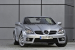 Mercedes-Benz Clase SLK 55 AMG Performance Package AMG Performance Package Descapotable Plata Iridio Exterior Frontal 2 puertas