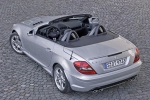 Mercedes-Benz Clase SLK 55 AMG Performance Package AMG Performance Package Descapotable Plata Iridio Exterior Cenital-Lateral-Posterior 2 puertas