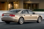 Audi A8 4.2 FSI quattro tiptronic 371 CV Gama A8 Turismo Beige impala efecto perla Exterior Posterior-Lateral 4 puertas