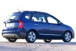 KIA Carens Gama Carens (2006) Gama Carens (2006-2011) Monovolumen Moon Light Blue Exterior Posterior-Lateral 5 puertas