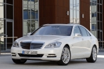 Mercedes-Benz Clase S S 400 BlueHYBRID Gama Clase S Turismo Blanco Calcita Exterior Frontal-Lateral 4 puertas