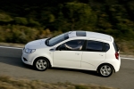 Chevrolet Aveo 5p 1.4 16V LT LT Turismo Olympic White Exterior Cenital-Lateral 5 puertas