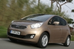 KIA Venga 1.6 CRDi VGT 128 CV Emotion Monovolumen Caramel Gold Exterior Frontal-Lateral 5 puertas