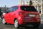 KIA Venga 1.4 CRDi WGT 90 CV Drive Monovolumen Shine Red Exterior Lateral-Posterior 5 puertas