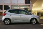 KIA Venga 1.6 CRDi VGT 128 CV Emotion Monovolumen Continental Silver Exterior Lateral 5 puertas