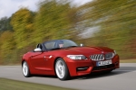 BMW Z4 sDrive35is Paquete Deportivo M Descapotable Karmesinrot Exterior Frontal-Lateral 2 puertas