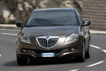 Lancia Delta 1.8 DI Turbo Jet 200 CV  Executive Turismo Gris Tempesta Exterior Frontal-Lateral 5 puertas