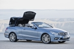 Mercedes-Benz Clase E E 500 Cabrio (Paquete AMG) Paquete AMG Descapotable Azul indigolita metalizado Exterior Lateral-Frontal 2 puertas