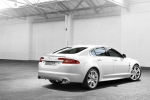 Jaguar XF XF 5.0 V8 S/C XFR Gama XFR Turismo Porcelain Exterior Posterior-Lateral 4 puertas