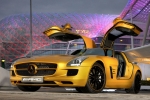Mercedes-Benz SLS AMG Gama SLS AMG Gama SLS AMG Coup&eacute; AMG Desert Gold Exterior Frontal-Lateral 2 puertas