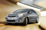 Toyota Yaris Gama Yaris Gama Yaris Turismo Plata Oscuro Exterior Frontal-Lateral 5 puertas