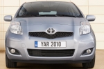 Toyota Yaris Gama Yaris Gama Yaris Turismo Plata Oscuro Exterior Frontal 5 puertas