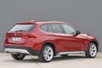 BMW X1 xDrive28i X-line Todo terreno Vermilionrot Metalizado Exterior Posterior-Lateral 5 puertas