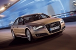 Audi A8 4.2 FSI quattro tiptronic 371 CV Gama A8 Turismo Beige impala efecto perla Exterior Frontal-Lateral 4 puertas