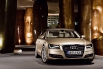 Audi A8 4.2 FSI quattro tiptronic 371 CV Gama A8 Turismo Beige impala efecto perla Exterior Frontal 4 puertas