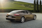 Porsche Panamera Panamera 4 Panamera 4 Turismo Co&ntilde;ac metalizado Exterior Posterior-Lateral 5 puertas
