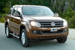 Volkswagen Amarok 2.0 TDI 163 CV 4Motion Doble Cabina Highline Pick up Marr&oacute;n Mendoza Met&aacute;lico Exterior Frontal-Lateral 4 puertas