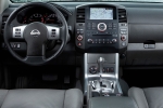 Nissan Pathfinder 2.5 dCi 190 CV Aut. LE Todo terreno Interior Salpicadero 5 puertas