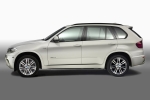 BMW X5 xDrive50i 408 CV (&laquo;Paquete Deportivo M&raquo;) Paquete Deportivo M Todo terreno Alpinweiss Exterior Lateral 5 puertas