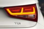 Audi A1 1.6 TDI 105 CV Gama A1 Turismo Blanco Amalfi Exterior Pilotos 3 puertas