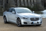 Jaguar XJ Gama XJ Gama XJ Turismo Liquid Silver Exterior Lateral-Frontal 4 puertas