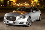 Jaguar XJ Gama XJ Gama XJ Turismo Liquid Silver Exterior Frontal-Lateral 4 puertas
