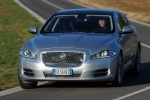 Jaguar XJ Gama XJ Gama XJ Turismo Liquid Silver Exterior Frontal-Lateral 4 puertas