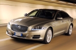 Jaguar XJ Gama XJ Gama XJ Turismo Vapour Grey Exterior Frontal-Lateral 4 puertas