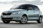 Skoda Fabia 1.4 16V 101 CV Gama Fabia Turismo Azul Agua Metalizado Exterior Frontal-Lateral 5 puertas