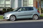 Skoda Fabia 1.4 16V 101 CV Gama Fabia Turismo Azul Agua Metalizado Exterior Lateral 5 puertas