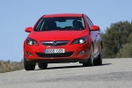 Opel Astra 1.7 CDTI 125 CV  Sport Turismo Rojo Pasi&oacute;n Exterior Frontal-Lateral 5 puertas