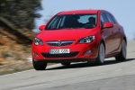 Opel Astra 1.7 CDTI 125 CV  Sport Turismo Rojo Pasi&oacute;n Exterior Frontal-Lateral 5 puertas
