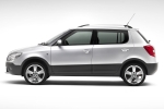 Skoda Fabia Gama Fabia Scout Gama Fabia Scout Turismo Plata Brillante Metalizado Exterior Lateral 5 puertas