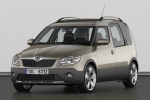 Skoda Roomster Gama Roomster Scout Gama Roomster Scout Monovolumen Beige Capuccino Metalizado Exterior Frontal-Lateral 5 puertas